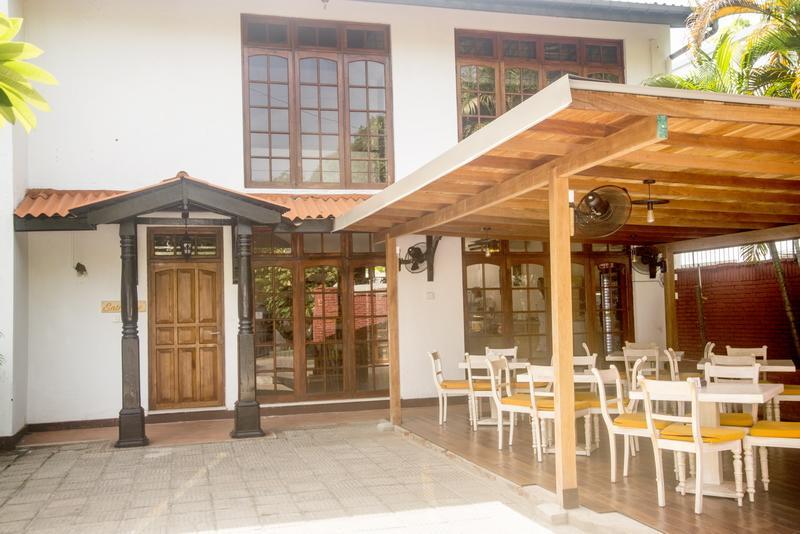 Dolce Italia Rooms Коломбо Экстерьер фото